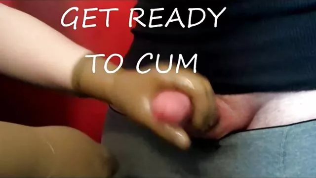 Flirty skinny Teen schöne reife geile frauen bekommt schlug auf einem Bett von cash - MOFOS