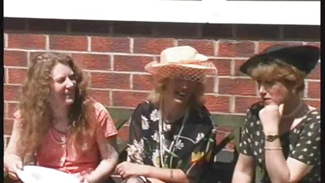 Fox www nackte reife frauen Foxy