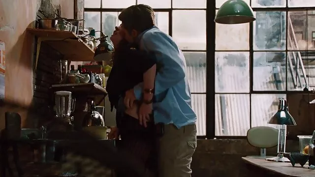 Zwei vollbusige MILFs teilen reife nackte frauen sich einen großen schwarzen Schwanz