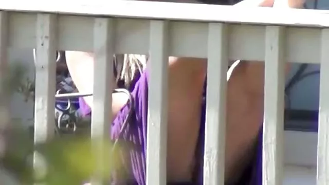 Schwarze Freundin wird gefingert geile reife frau und leidenschaftlich gegessen