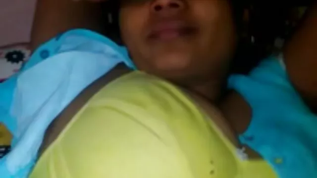 Weibliche Fake Taxi Big tits Brit schluckt Schwanz & nackt reife frauen Bälle auf dem Rücksitz