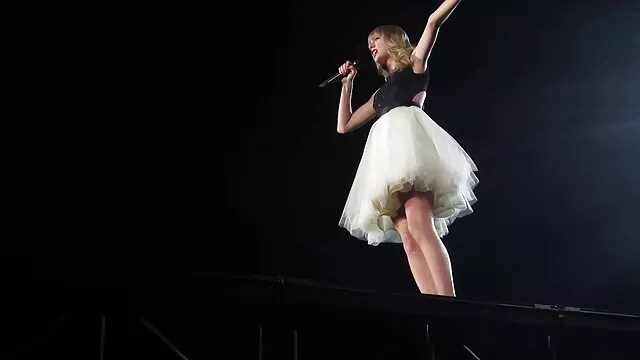 Amateur Latina reife schöne frauen nackt Betrügt auf Versteckte Kamera