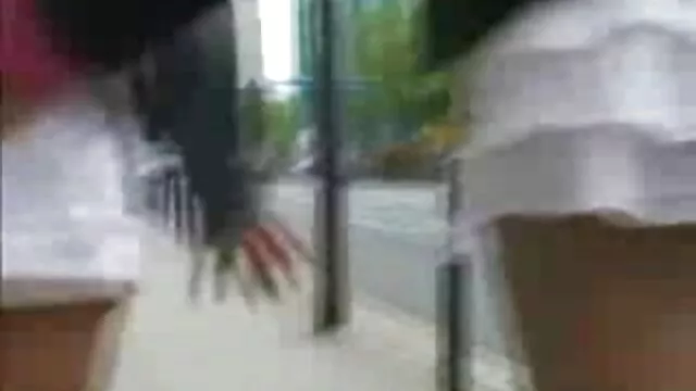 Junge Mao Miyazaki bläst Schwanz reife weiber pornos vor einem wilden